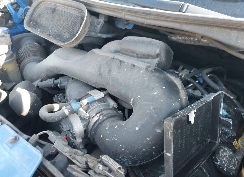 Photo 10 of 2019 Ford Transit-250 (VIN 1FTYR2CM4KKA26370)