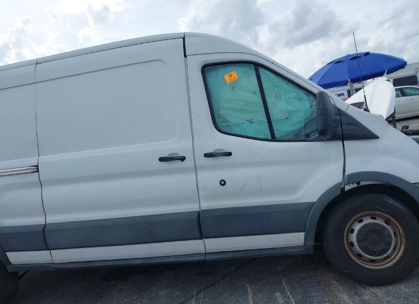 Photo 13 of 2017 Ford Transit-250 (VIN 1FTYR2CM5HKA89762)
