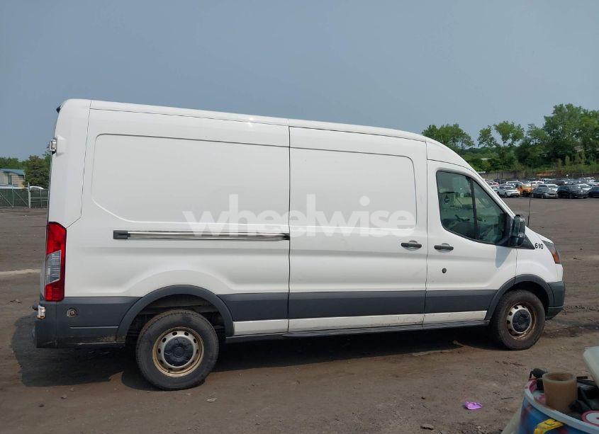 Photo 13 of 2018 Ford Transit-250 (VIN 1FTYR2CM5JKA24044)