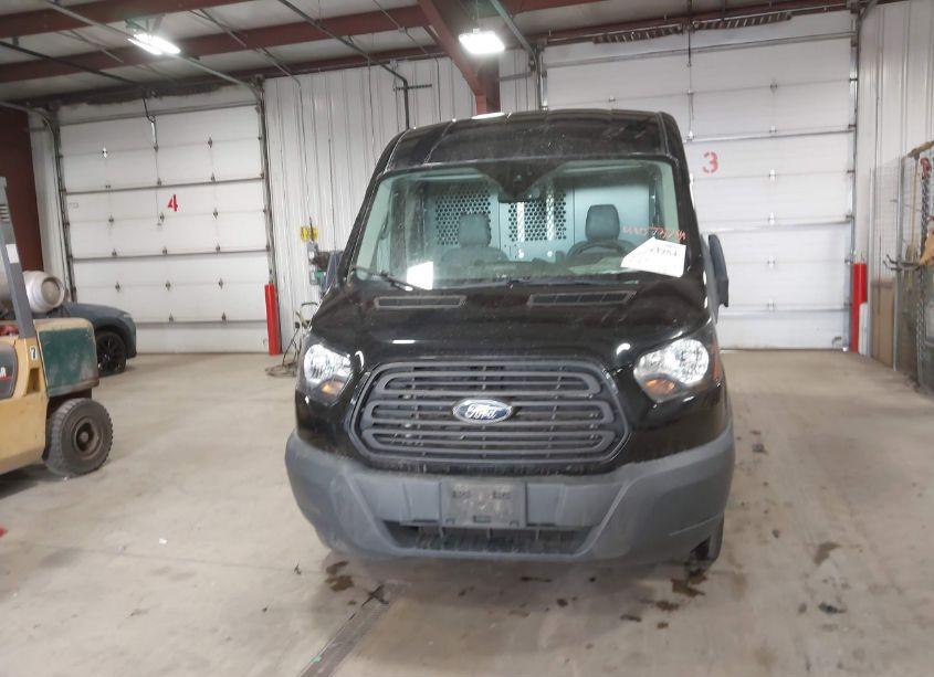 Photo 12 of 2018 Ford Transit-250 (VIN 1FTYR2CM5JKB37699)