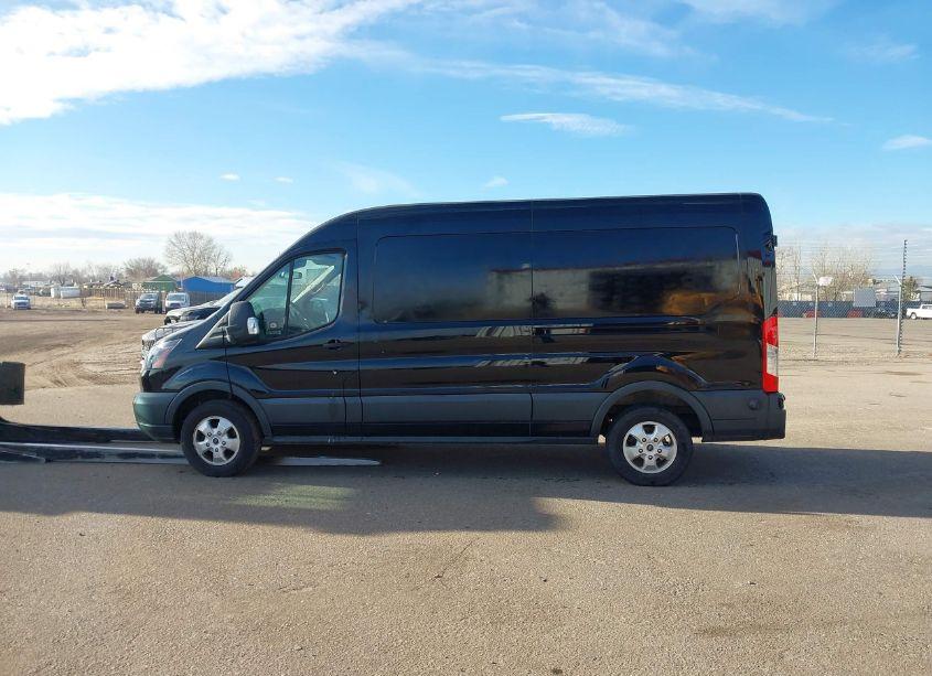 Photo 14 of 2018 Ford Transit-250 (VIN 1FTYR2CM5JKB37699)