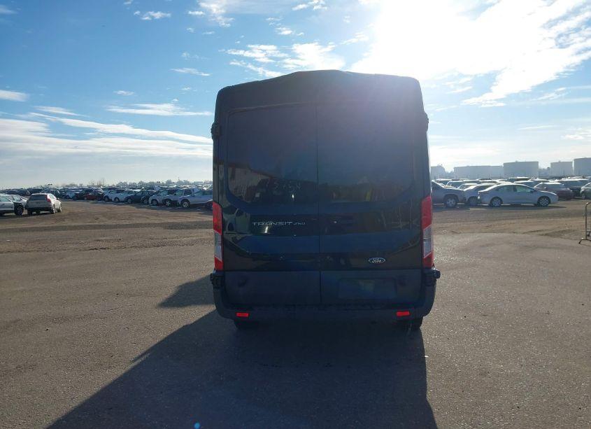 Photo 16 of 2018 Ford Transit-250 (VIN 1FTYR2CM5JKB37699)