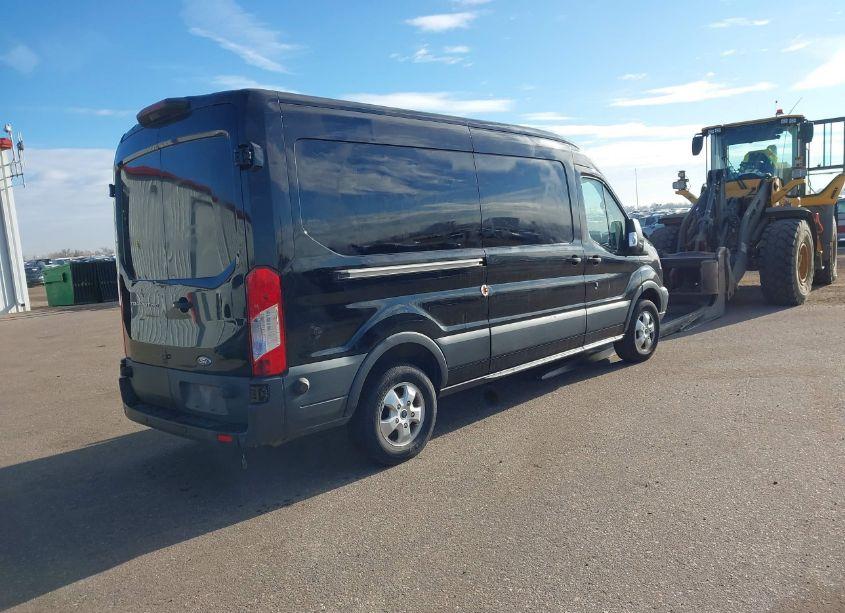 Photo 4 of 2018 Ford Transit-250 (VIN 1FTYR2CM5JKB37699)