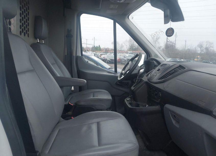 Photo 5 of 2019 Ford Transit-250 (VIN 1FTYR2CM5KKA48734)