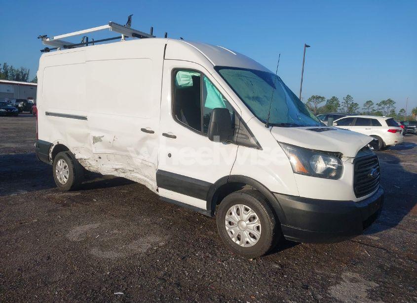 2019 Ford Transit-250 (VIN 1FTYR2CM5KKA87758) main photo