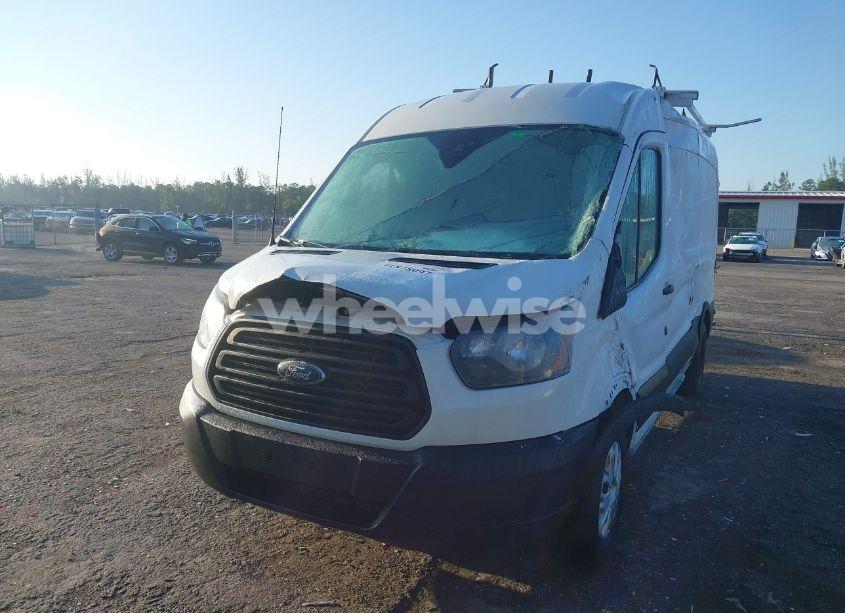 Photo 6 of 2019 Ford Transit-250 (VIN 1FTYR2CM5KKA87758)