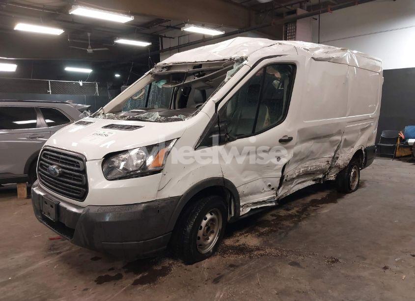 Photo 2 of 2018 Ford Transit-250 (VIN 1FTYR2CM7JKA85654)
