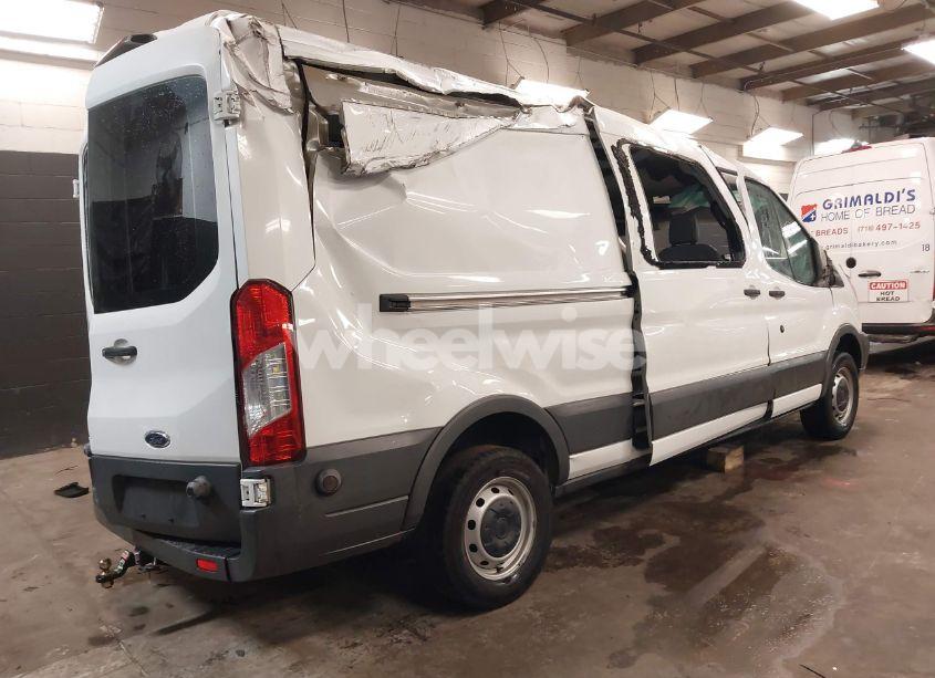 Photo 4 of 2018 Ford Transit-250 (VIN 1FTYR2CM7JKA85654)