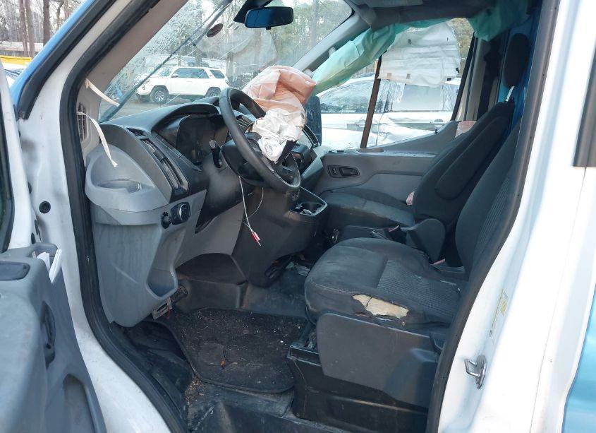 Photo 5 of 2019 Ford Transit-250 (VIN 1FTYR2CM7KKA83839)