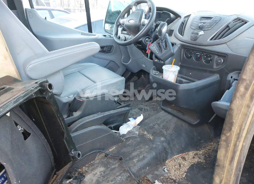 Photo 5 of 2019 Ford Transit-250 (VIN 1FTYR2CM7KKB15379)