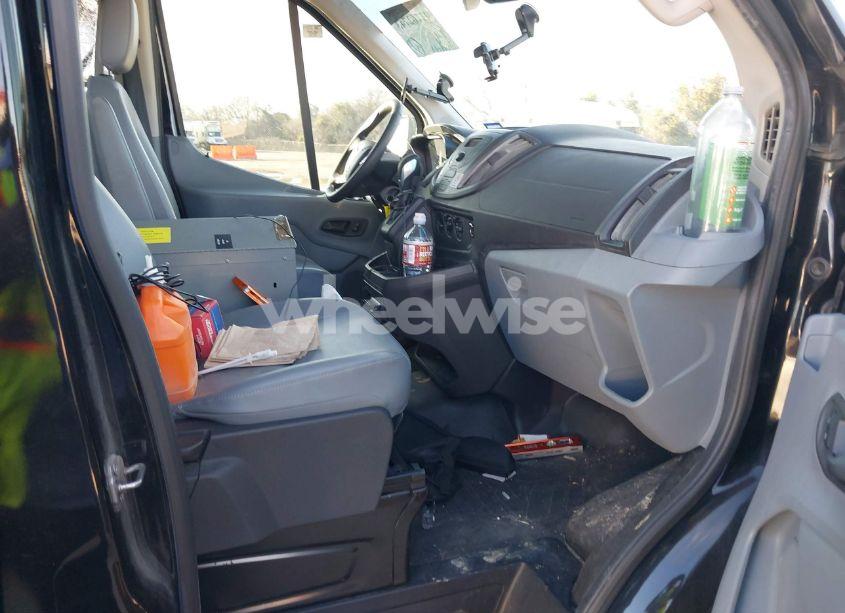 Photo 5 of 2017 Ford Transit-250 N/A (VIN 1FTYR2CM8HKB48674)