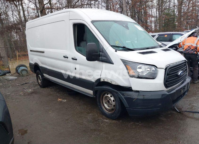 2018 Ford Transit-250 (VIN 1FTYR2CM8JKA51027) main photo