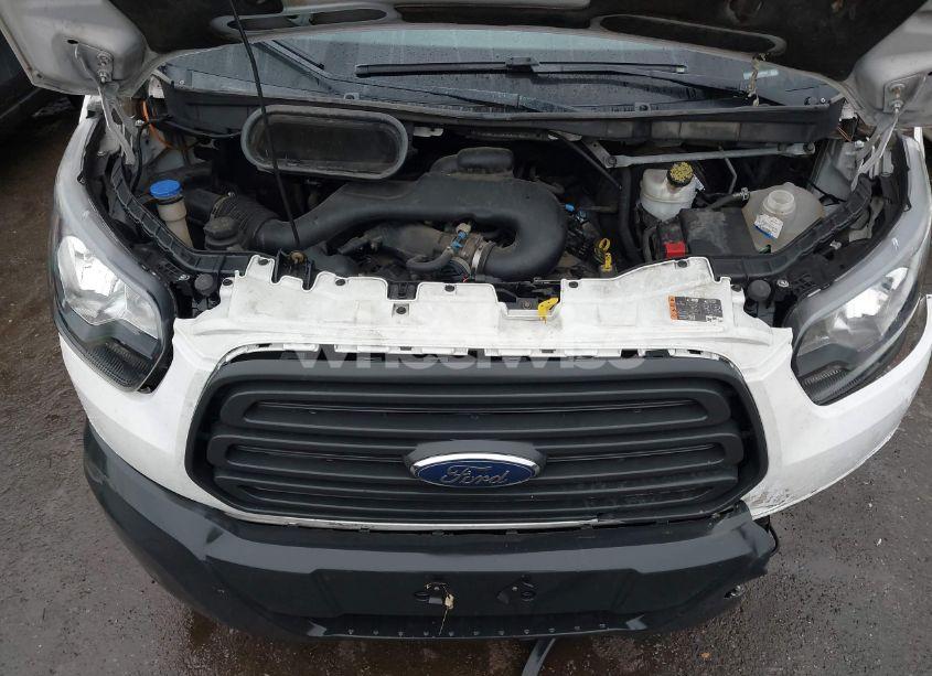 Photo 10 of 2018 Ford Transit-250 (VIN 1FTYR2CM8JKA51027)