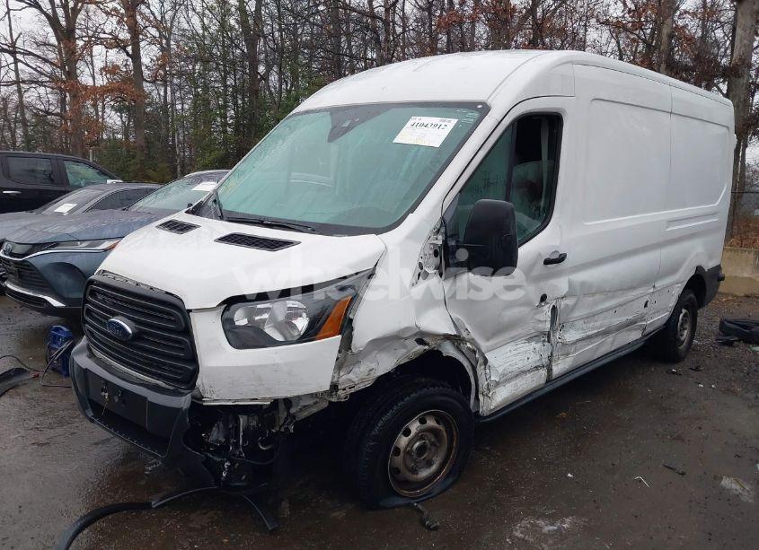 Photo 2 of 2018 Ford Transit-250 (VIN 1FTYR2CM8JKA51027)