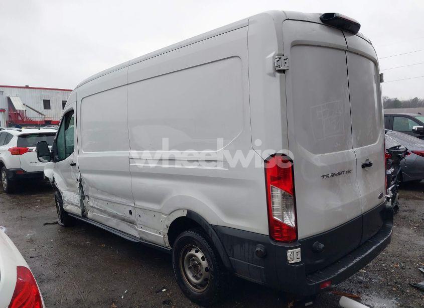 Photo 3 of 2018 Ford Transit-250 (VIN 1FTYR2CM8JKA51027)