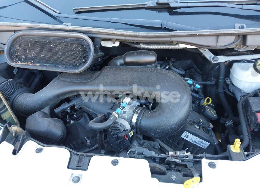 Photo 10 of 2018 Ford Transit-250 (VIN 1FTYR2CM8JKB23893)