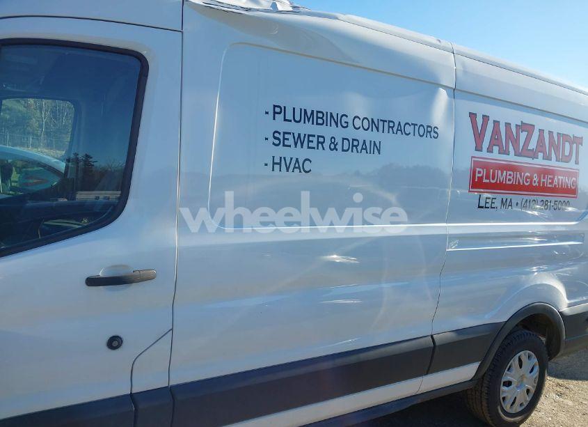 Photo 15 of 2018 Ford Transit-250 (VIN 1FTYR2CM8JKB23893)