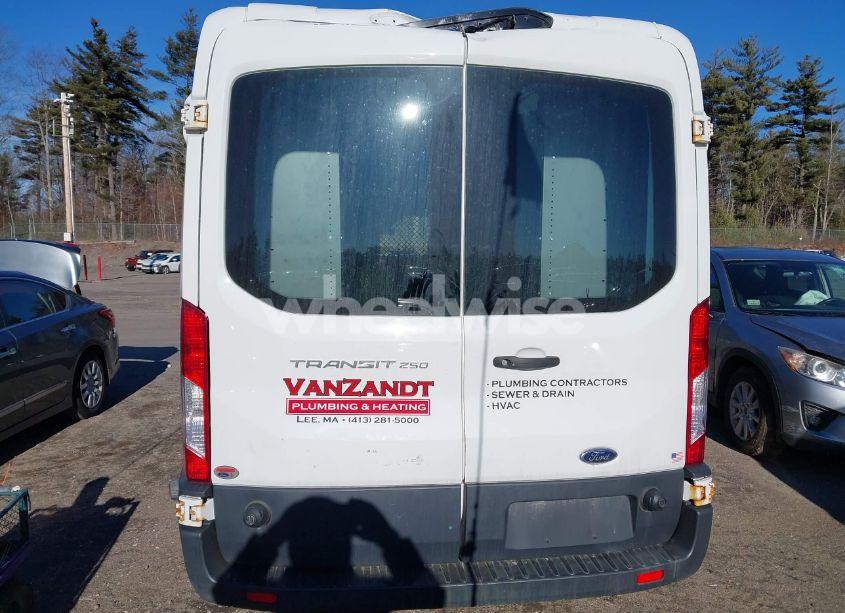 Photo 17 of 2018 Ford Transit-250 (VIN 1FTYR2CM8JKB23893)