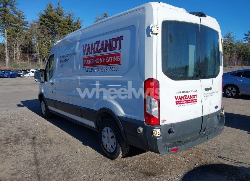 Photo 3 of 2018 Ford Transit-250 (VIN 1FTYR2CM8JKB23893)