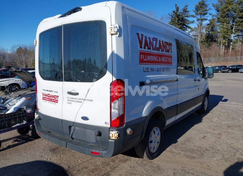 Photo 4 of 2018 Ford Transit-250 (VIN 1FTYR2CM8JKB23893)