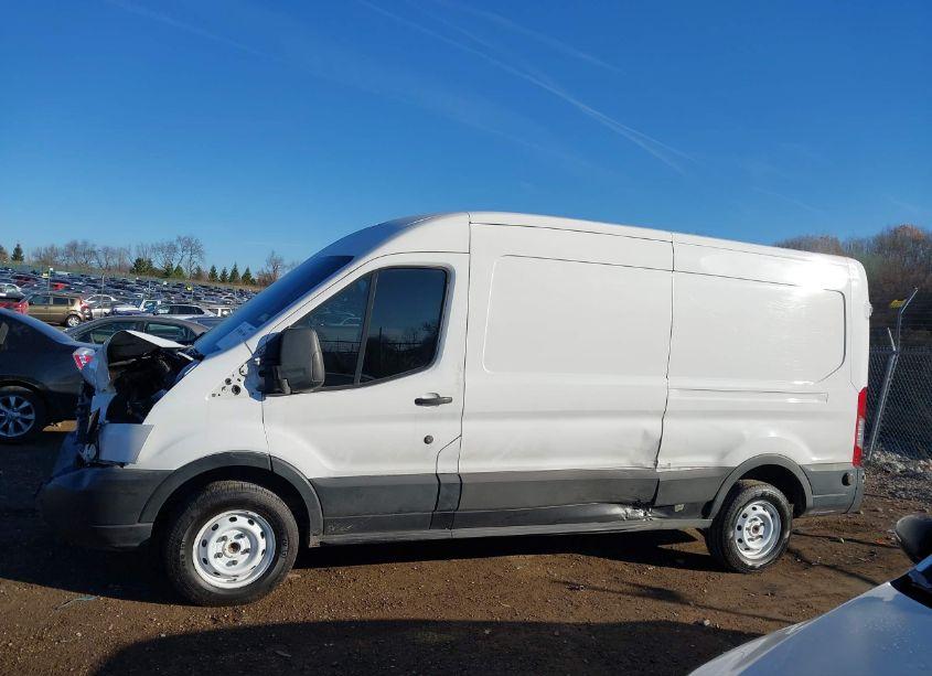 Photo 14 of 2019 Ford Transit-250 (VIN 1FTYR2CM8KKB07744)