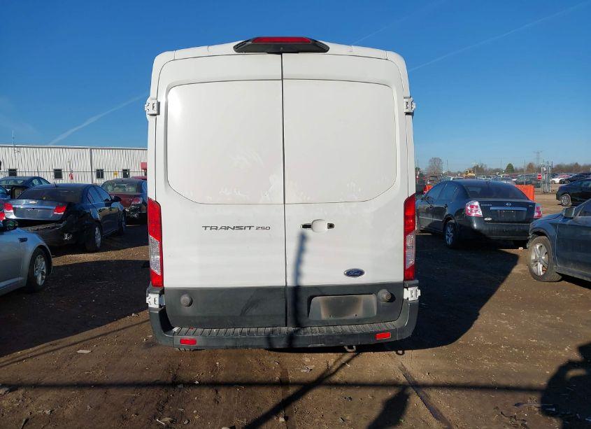 Photo 16 of 2019 Ford Transit-250 (VIN 1FTYR2CM8KKB07744)