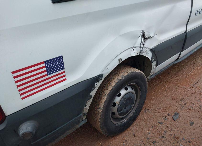 Photo 6 of 2019 Ford Transit-250 (VIN 1FTYR2CM9KKB59481)