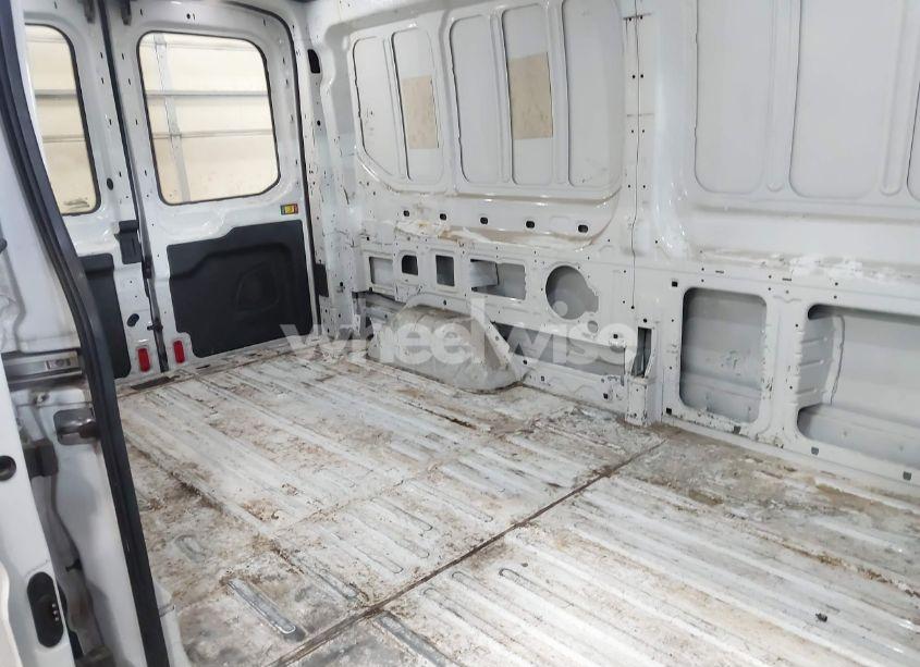 Photo 8 of 2018 Ford Transit-250 (VIN 1FTYR2CMXJKB02754)