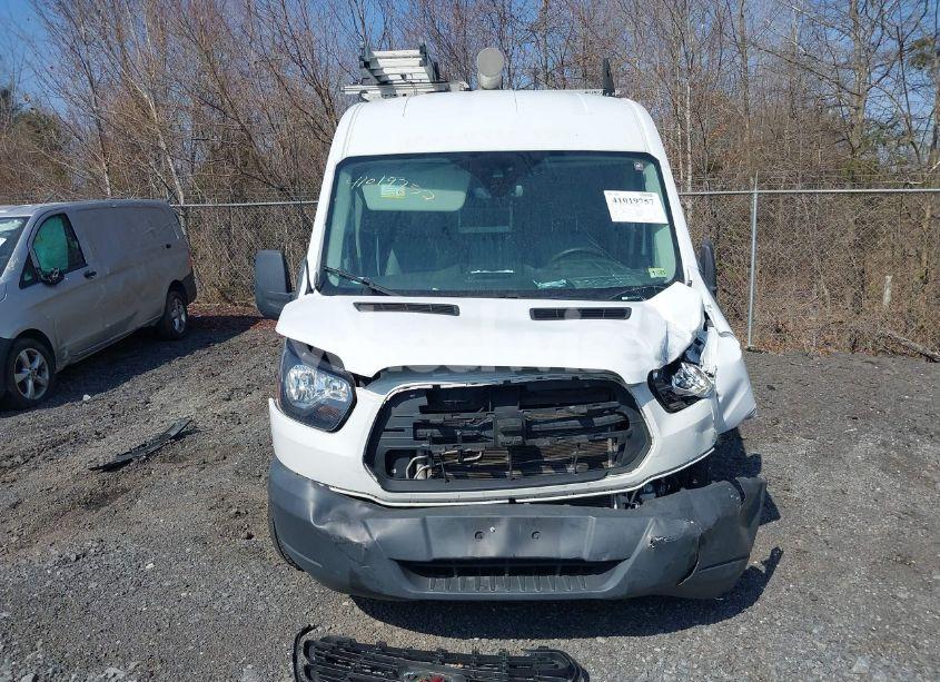 Photo 12 of 2018 Ford Transit-250 (VIN 1FTYR2CMXJKB40100)