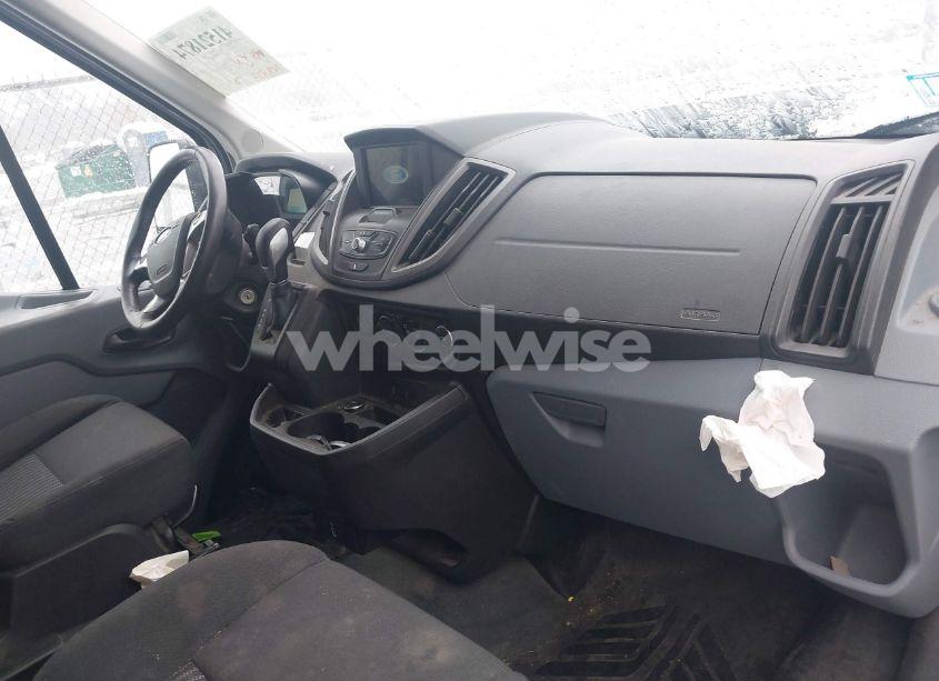 Photo 5 of 2016 Ford Transit-250 (VIN 1FTYR2CV9GKA48512)