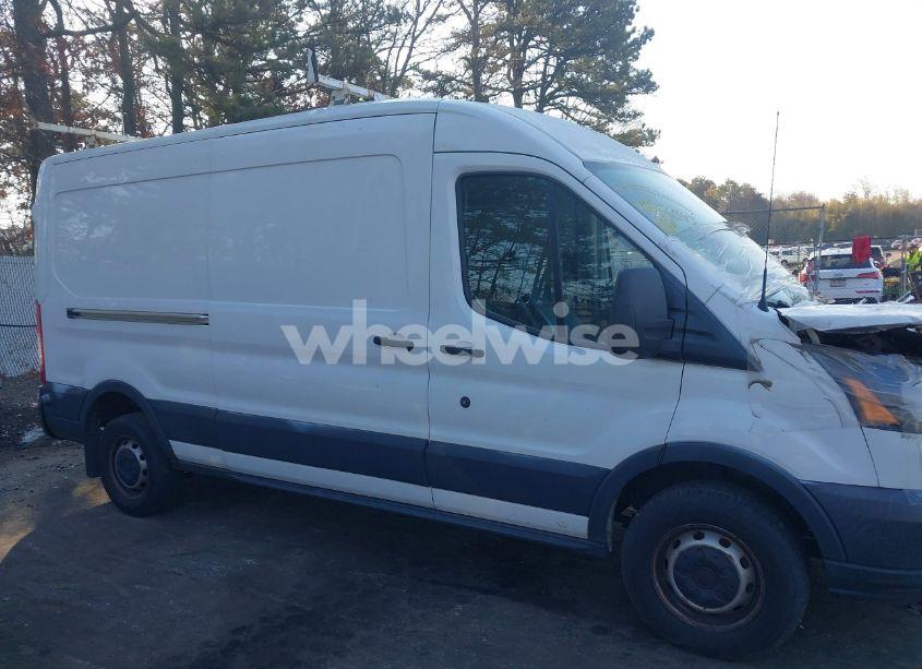 Photo 5 of 2018 Ford Transit-250 (VIN 1FTYR2DM2JKA73863)
