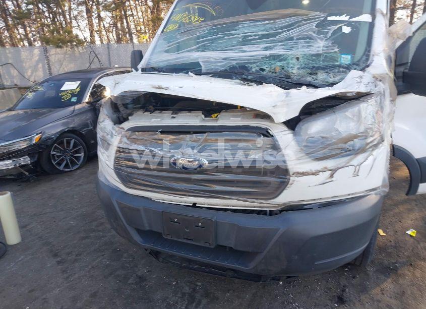 Photo 6 of 2018 Ford Transit-250 (VIN 1FTYR2DM2JKA73863)