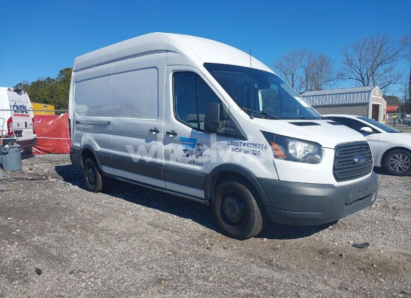 2018 Ford Transit-250 (VIN 1FTYR2XM1JKA84204) main photo