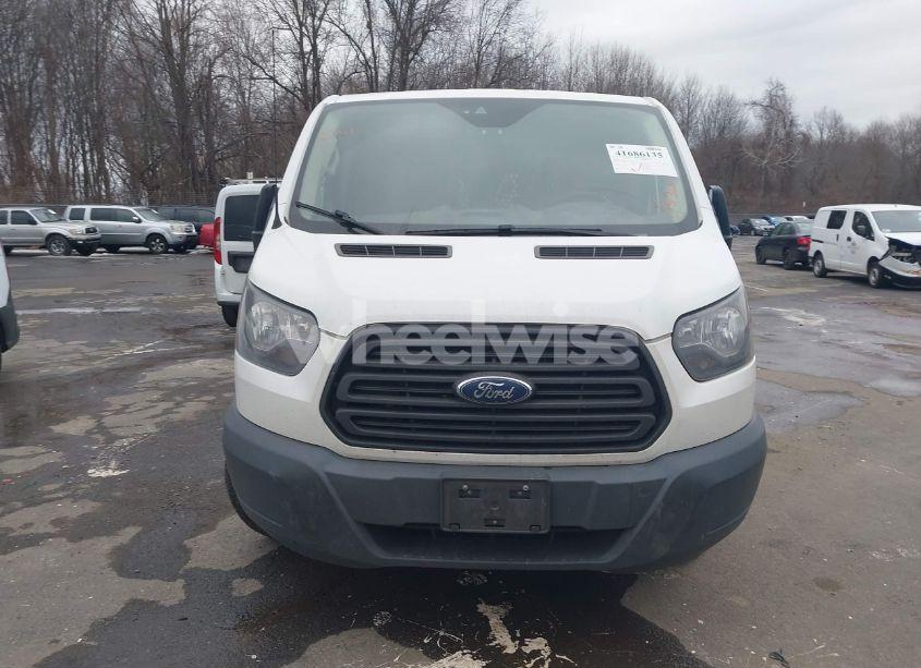 Photo 12 of 2018 Ford Transit-250 (VIN 1FTYR2YM8JKA04248)
