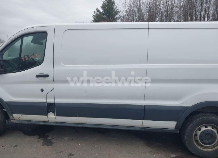 Photo 14 of 2018 Ford Transit-250 (VIN 1FTYR2YM8JKA04248)