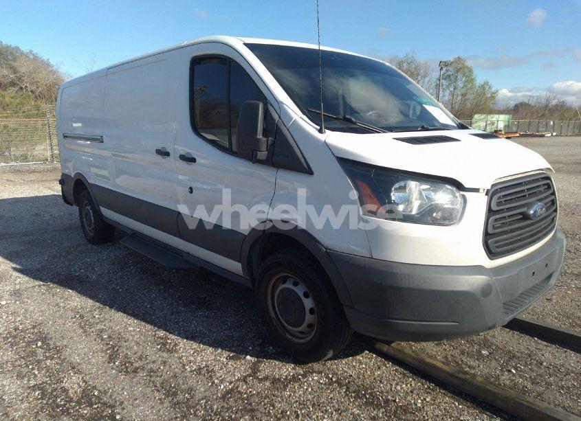 2018 Ford Transit-250 (VIN 1FTYR2YM8JKB11512) main photo