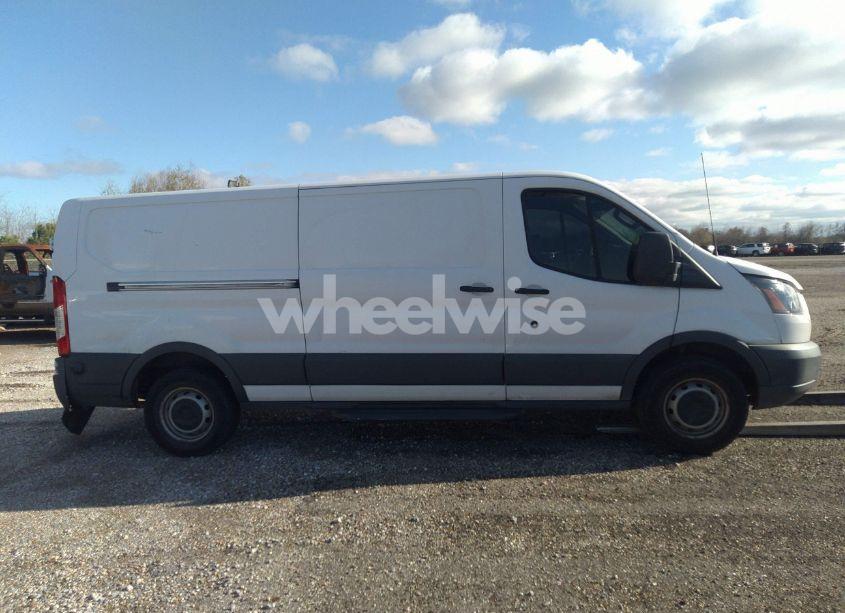 Photo 13 of 2018 Ford Transit-250 (VIN 1FTYR2YM8JKB11512)