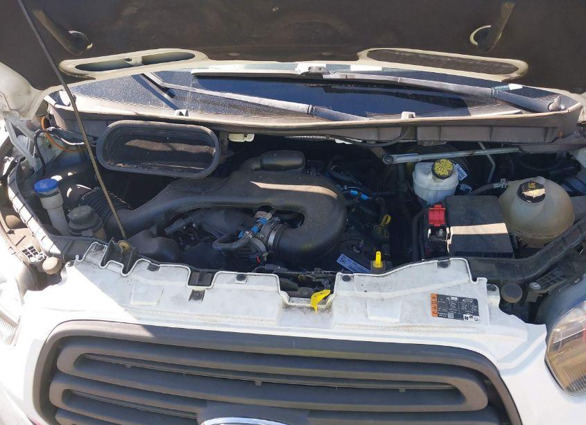 Photo 10 of 2018 Ford Transit-250 (VIN 1FTYR2YM8JKB11817)