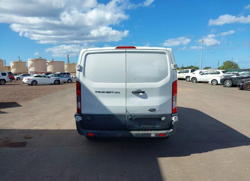 Photo 16 of 2018 Ford Transit-250 (VIN 1FTYR2YM8JKB11817)