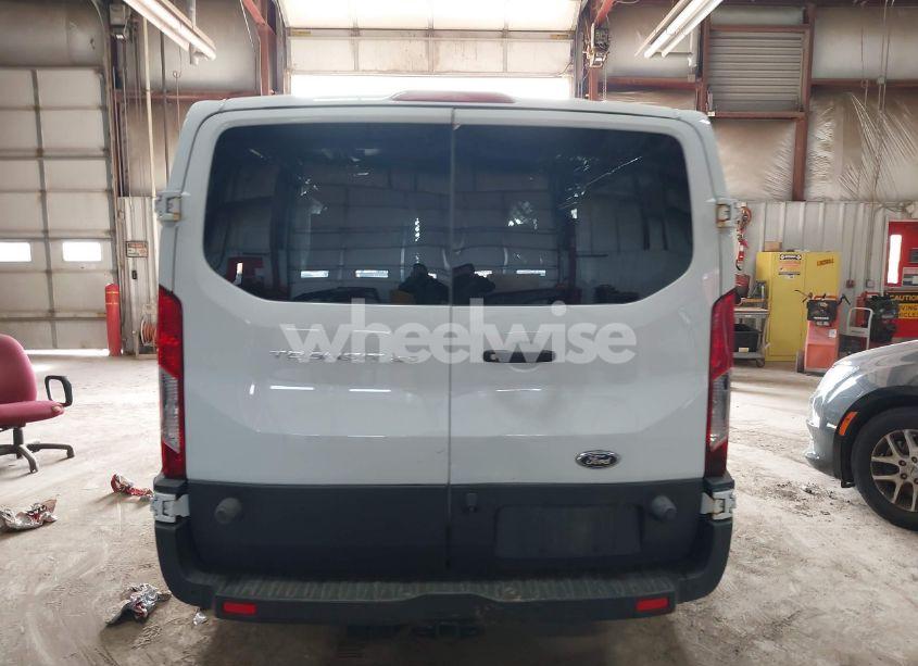 Photo 16 of 2018 Ford Transit-250 (VIN 1FTYR2YM9JKA09684)