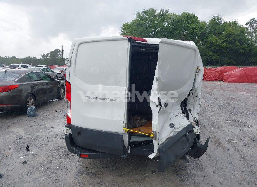 Photo 16 of 2018 Ford Transit-250 (VIN 1FTYR2YMXJKB11642)