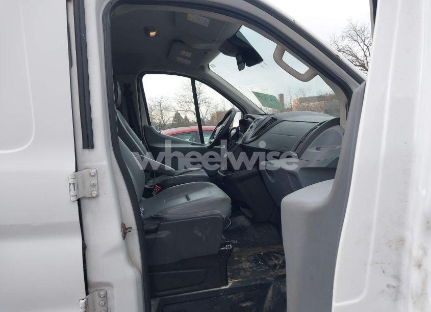 Photo 5 of 2017 Ford Transit-250 N/A (VIN 1FTYR2ZM5HKA18634)