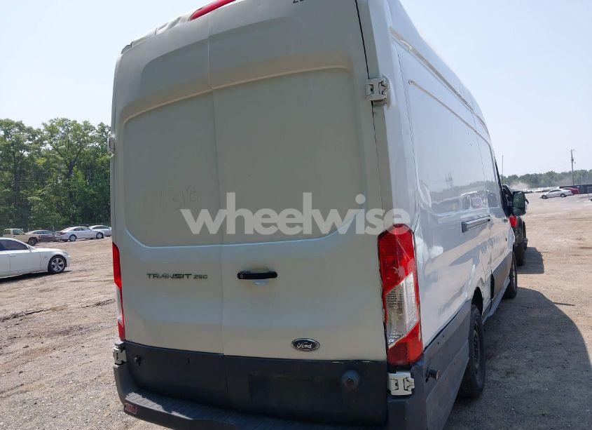 Photo 16 of 2017 Ford Transit-250 N/A (VIN 1FTYR3XM1HKA71226)