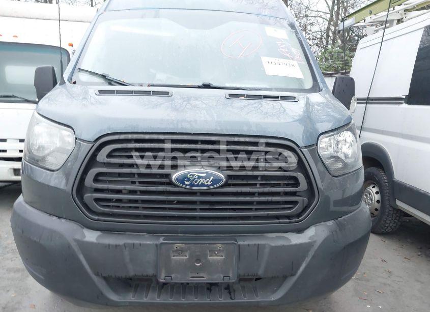 Photo 11 of 2019 Ford Transit-250 (VIN 1FTYR3XM1KKB33456)