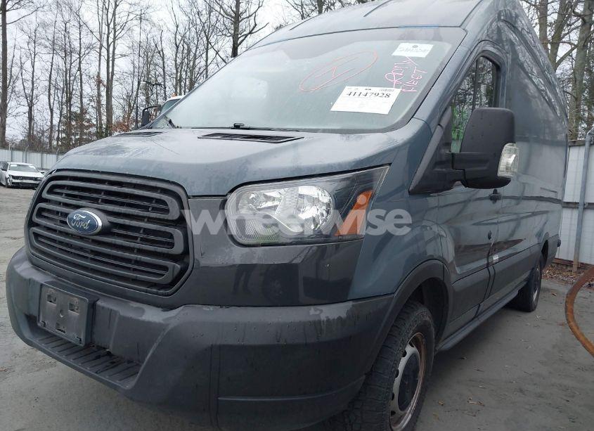Photo 2 of 2019 Ford Transit-250 (VIN 1FTYR3XM1KKB33456)