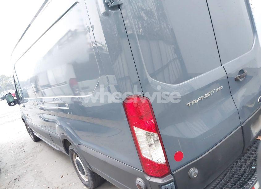 Photo 3 of 2019 Ford Transit-250 (VIN 1FTYR3XM1KKB33456)