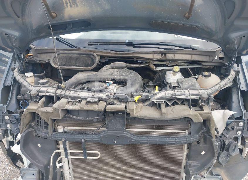Photo 10 of 2019 Ford Transit-250 (VIN 1FTYR3XM2KKB78440)