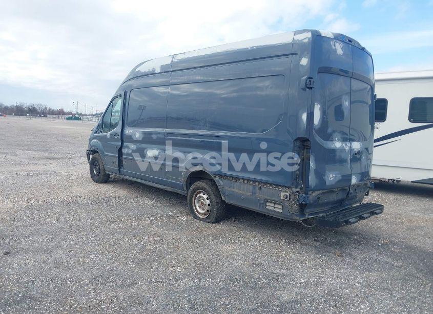 Photo 3 of 2019 Ford Transit-250 (VIN 1FTYR3XM2KKB78440)