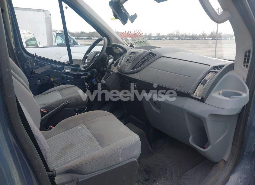 Photo 5 of 2019 Ford Transit-250 (VIN 1FTYR3XM2KKB78440)