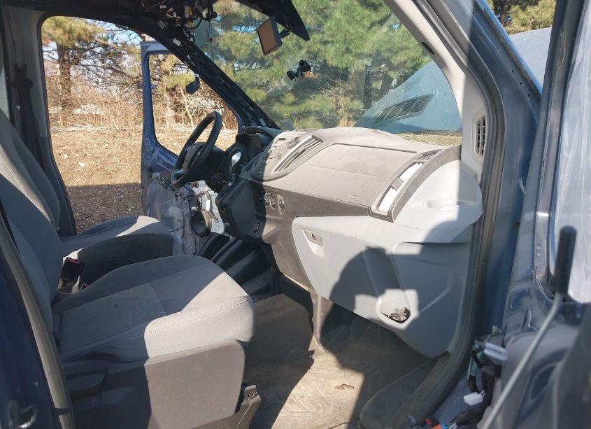 Photo 5 of 2019 Ford Transit-250 (VIN 1FTYR3XM3KKA97575)